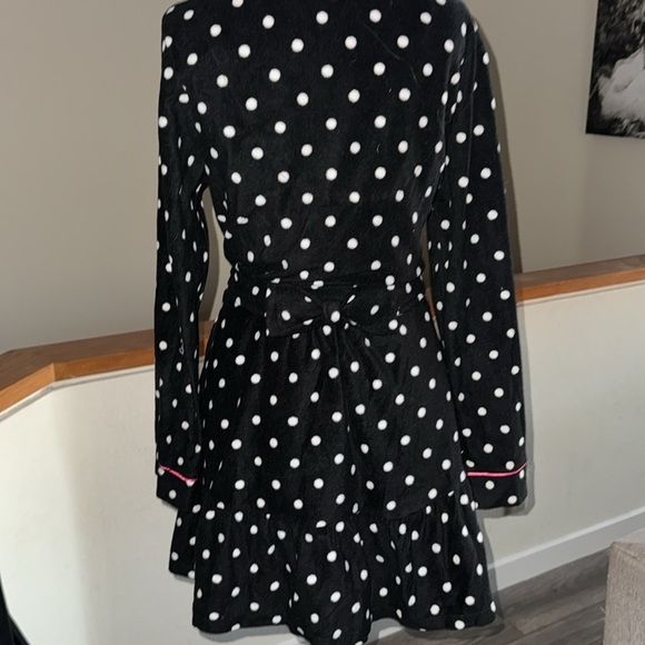 Betsey Johnson black and white polka dot short robe size medium with pink - Picture 8 of 12